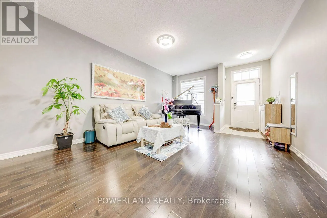 23 CHERNA AVENUE S