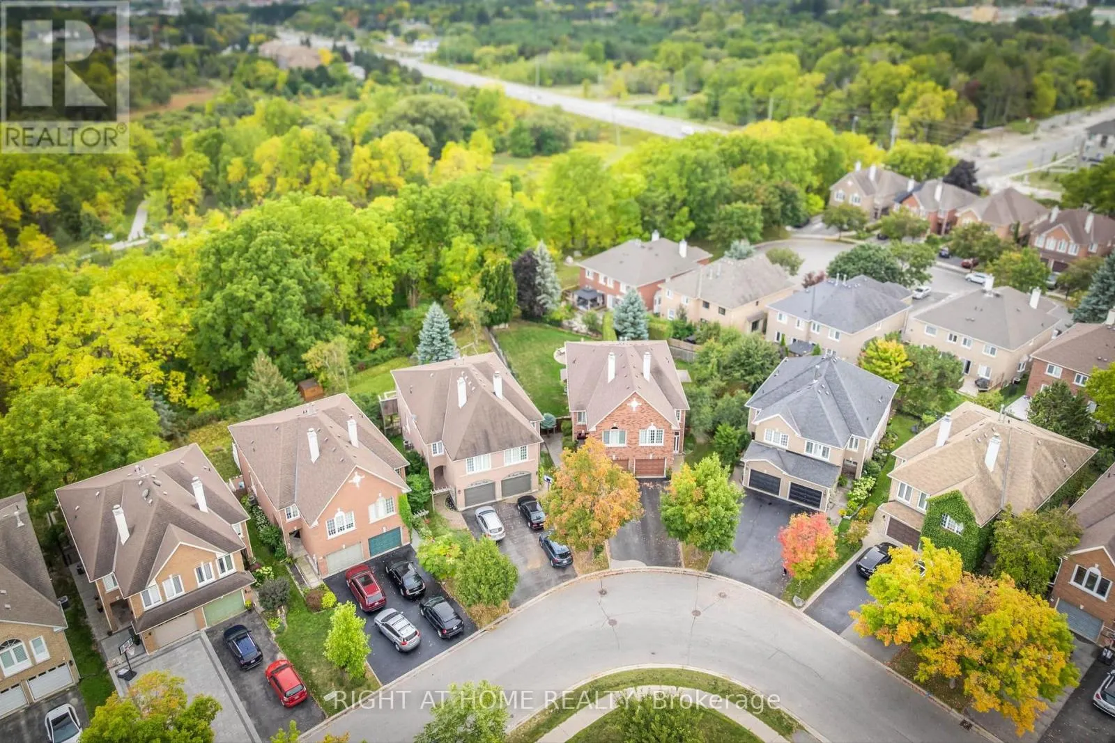 28 FOXTAIL RIDGE
