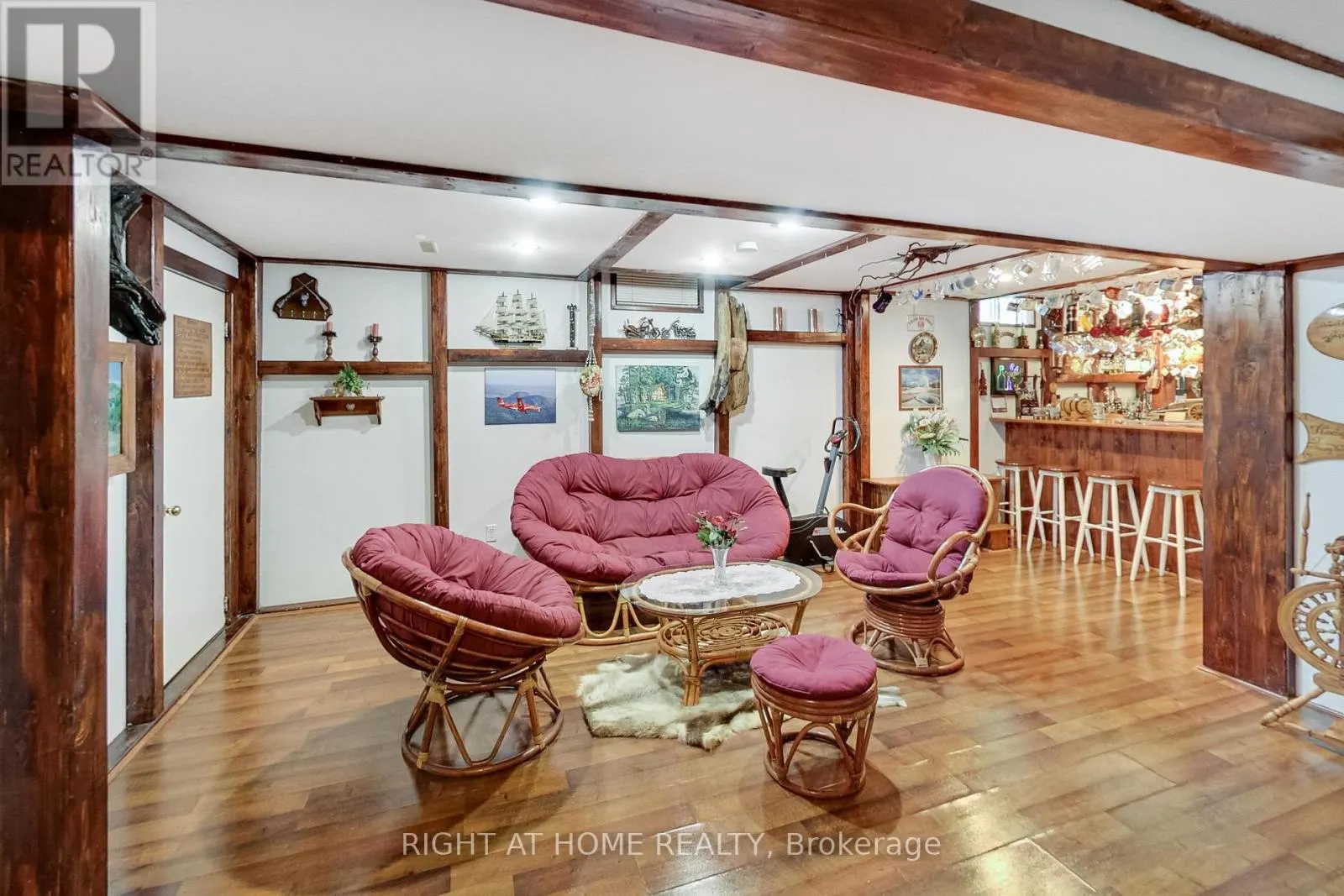 28 FOXTAIL RIDGE
