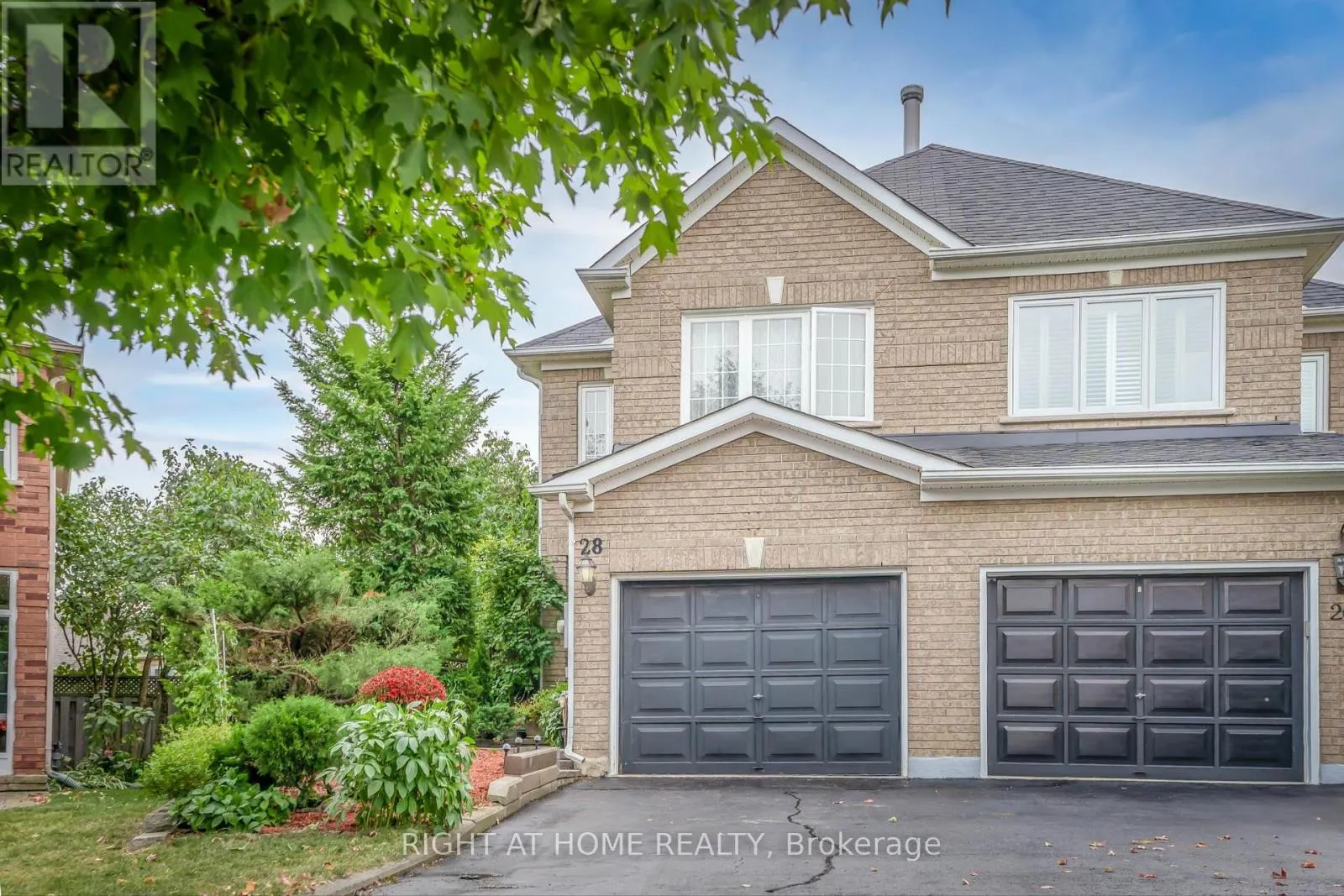 28 FOXTAIL RIDGE