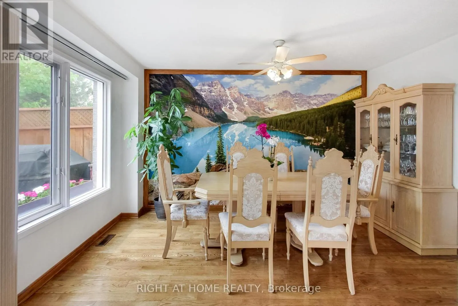 28 FOXTAIL RIDGE