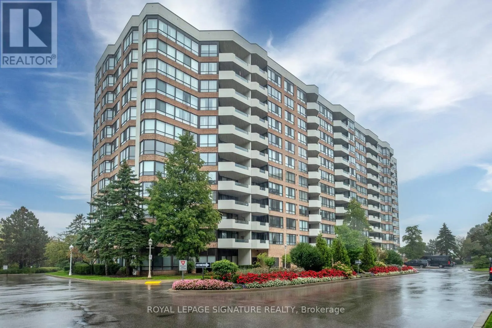 422 - 25 AUSTIN DRIVE