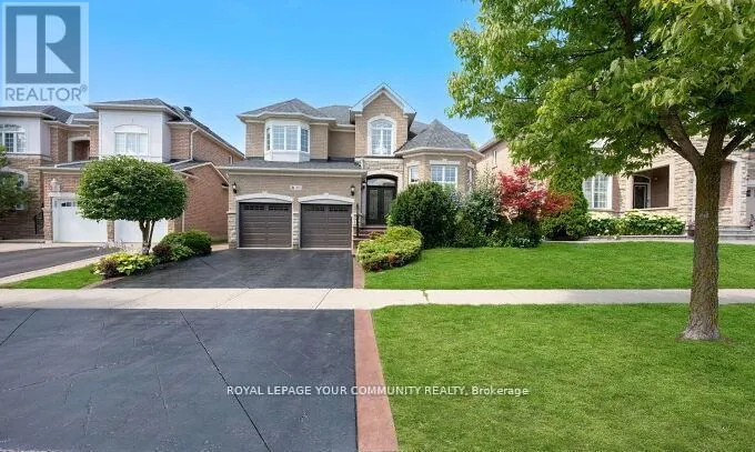 40 BARBERRY CRESCENT