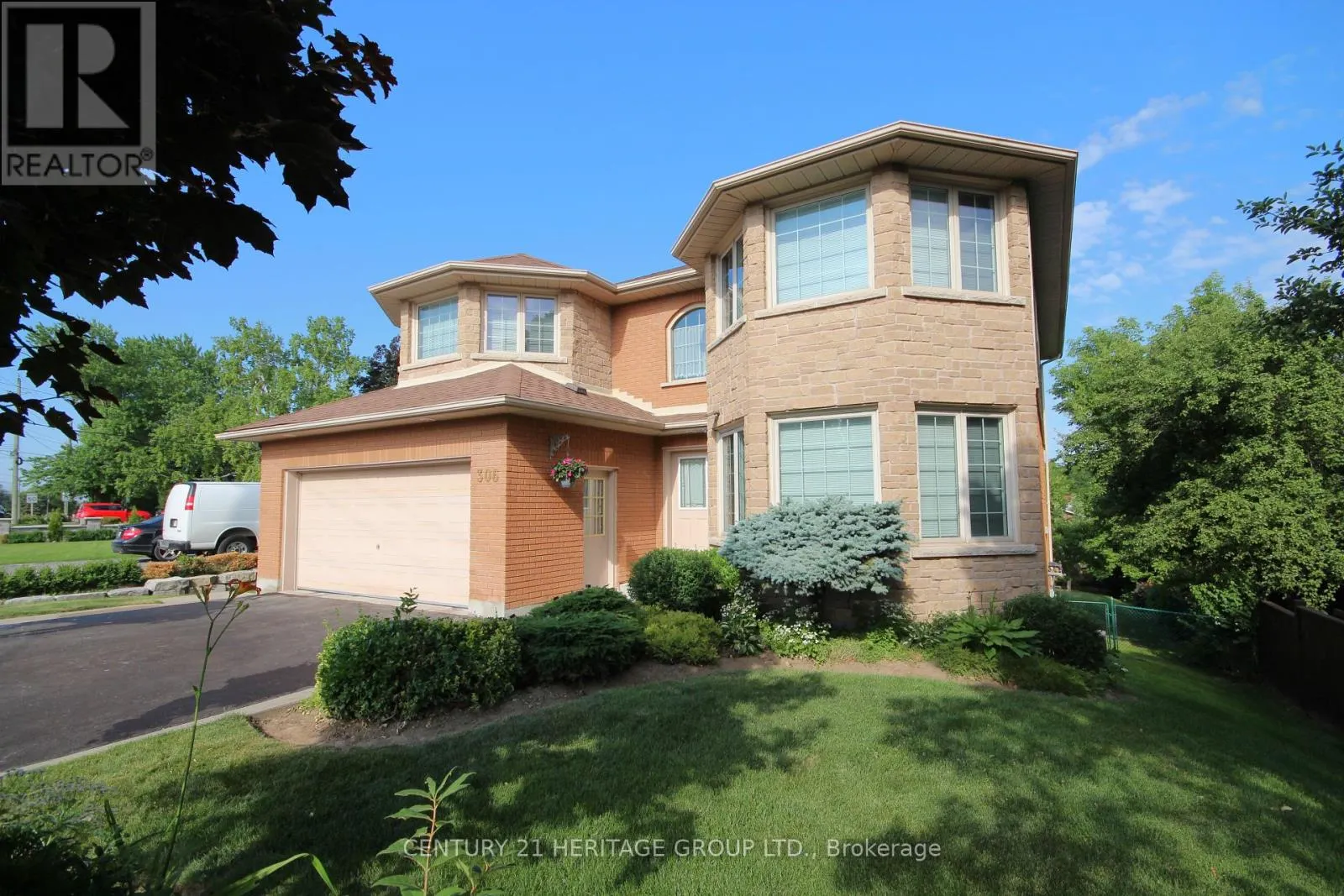 306 SIMCOE ROAD