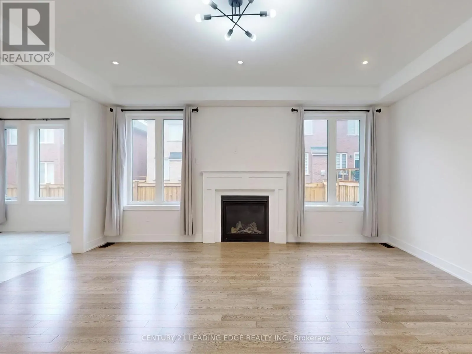 143 KENNETH ROGERS CRESCENT