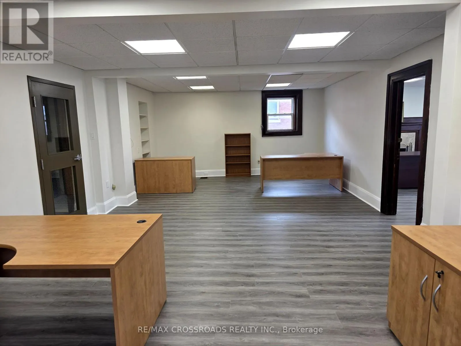 4 - 15221 YONGE STREET