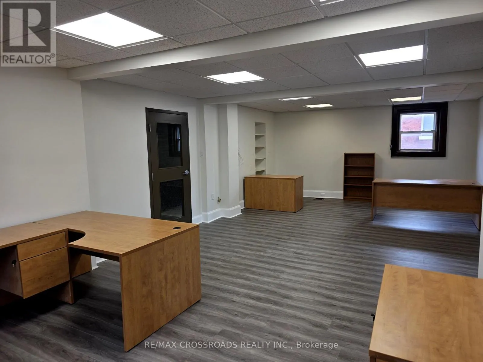 4 - 15221 YONGE STREET