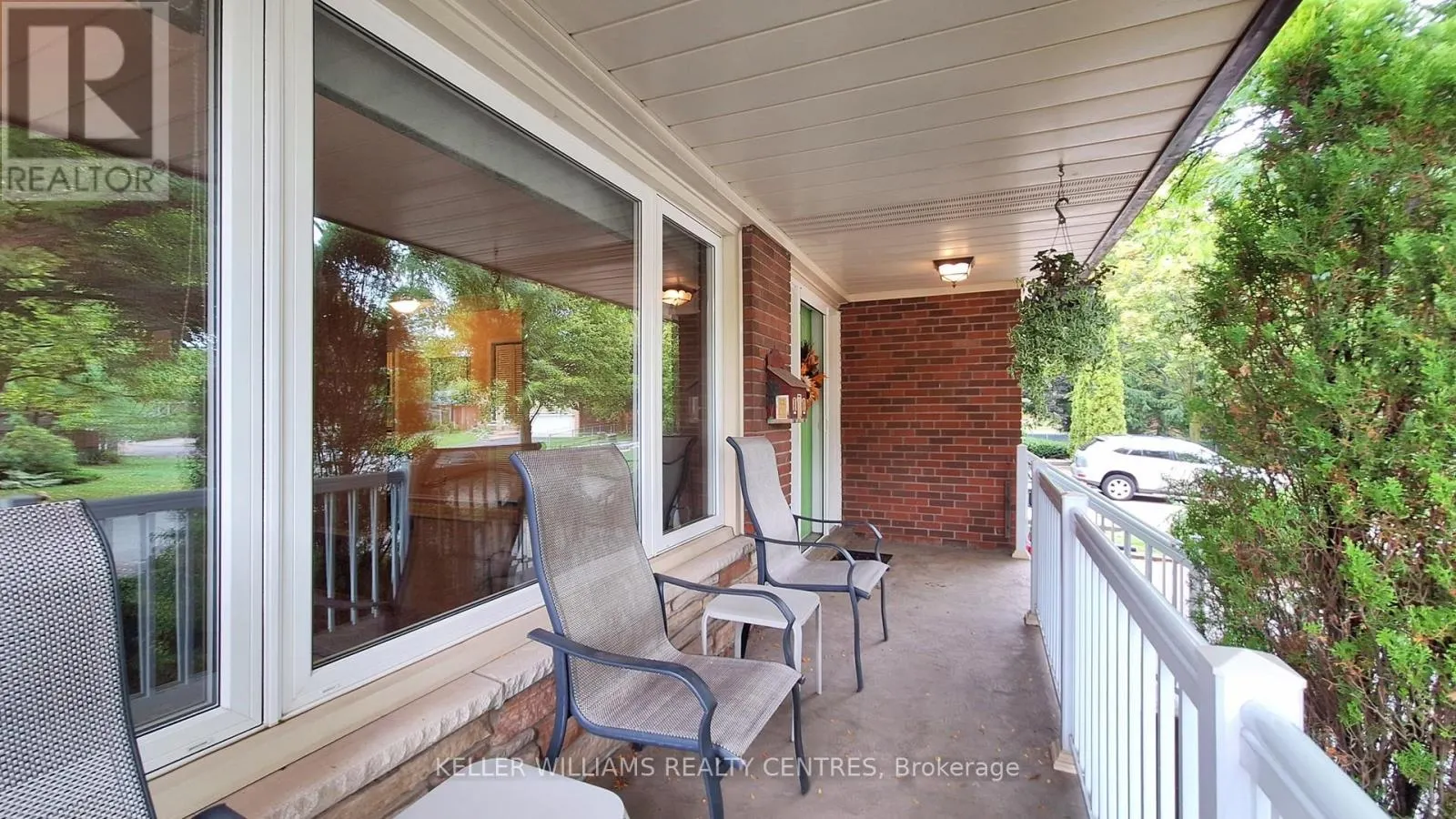 22 CORAL HARBOUR CRESCENT