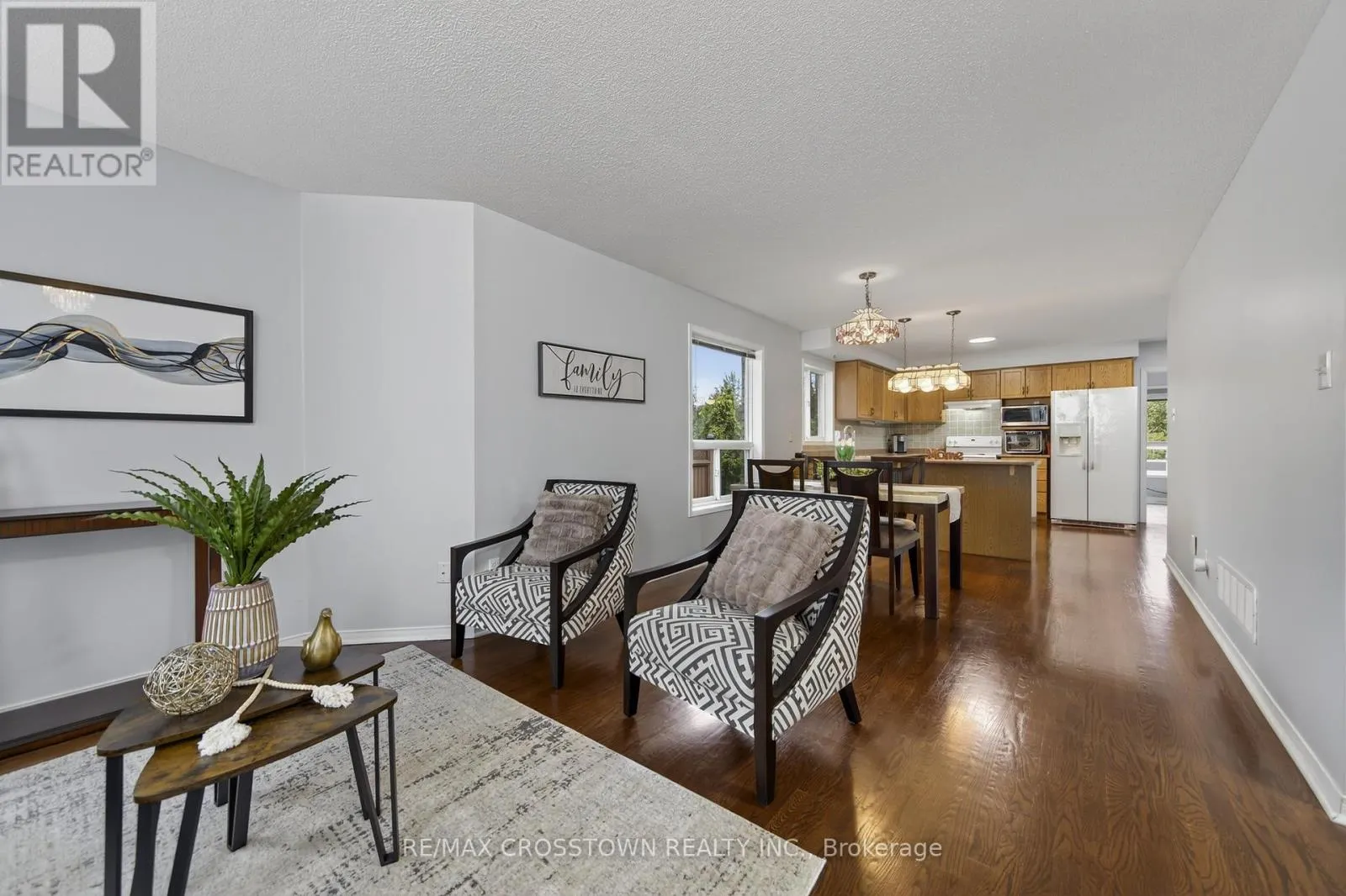 1258 VINCENT CRESCENT