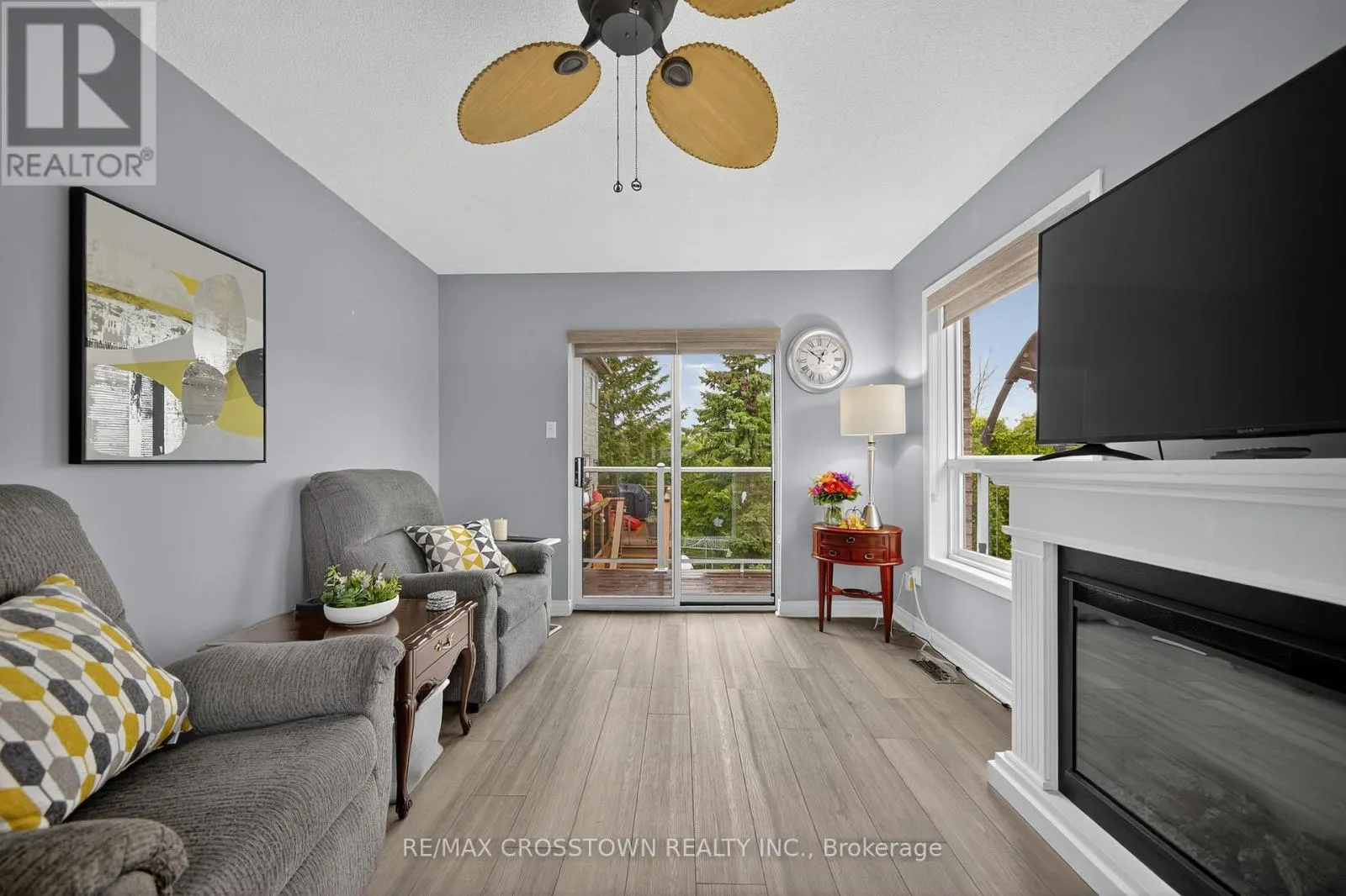 1258 VINCENT CRESCENT