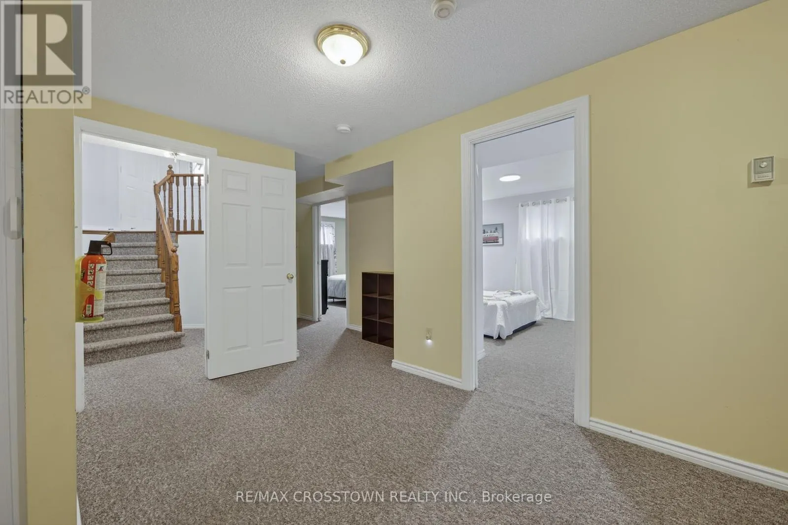 1258 VINCENT CRESCENT