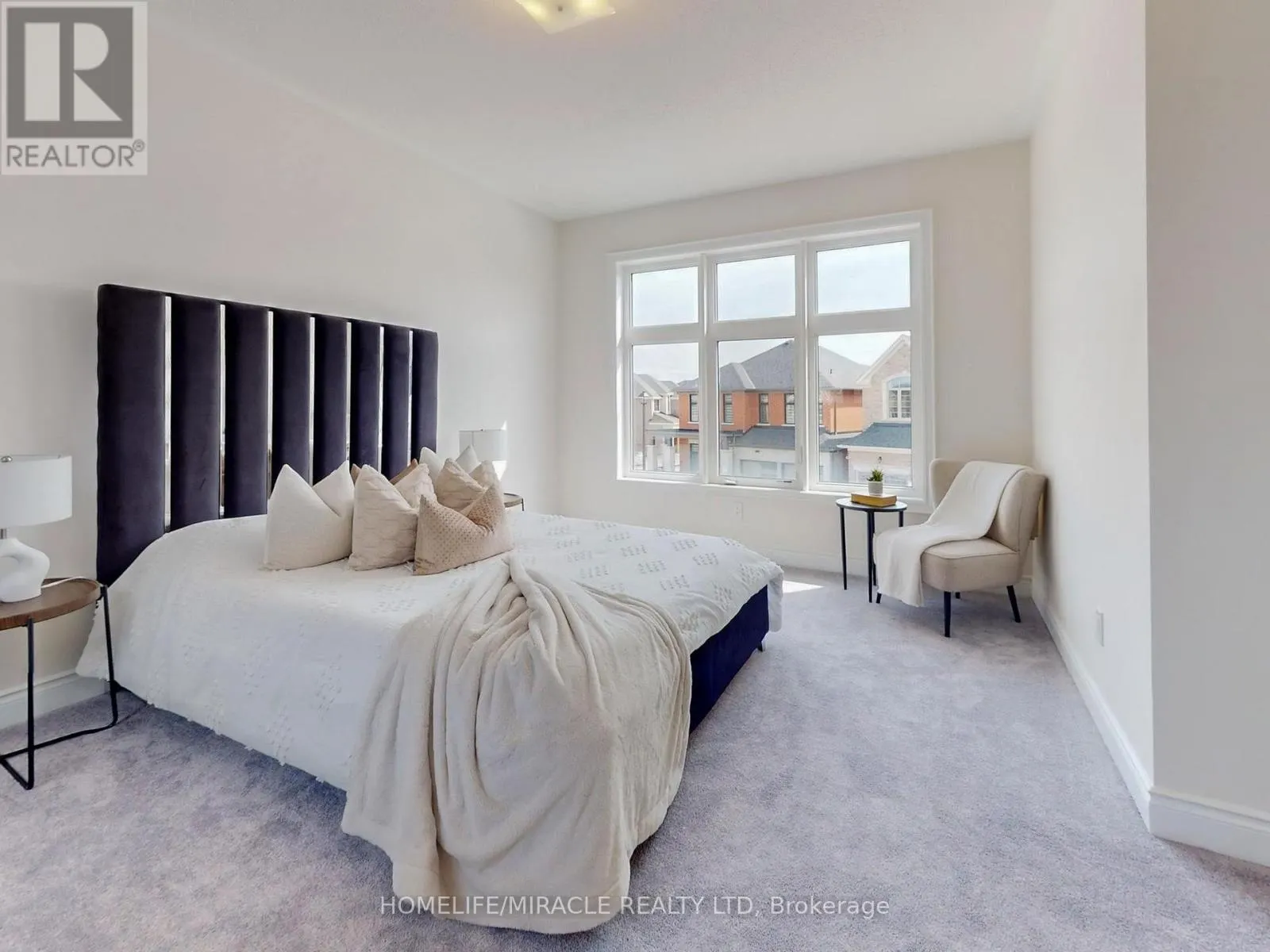 25 JOINER CIRCLE