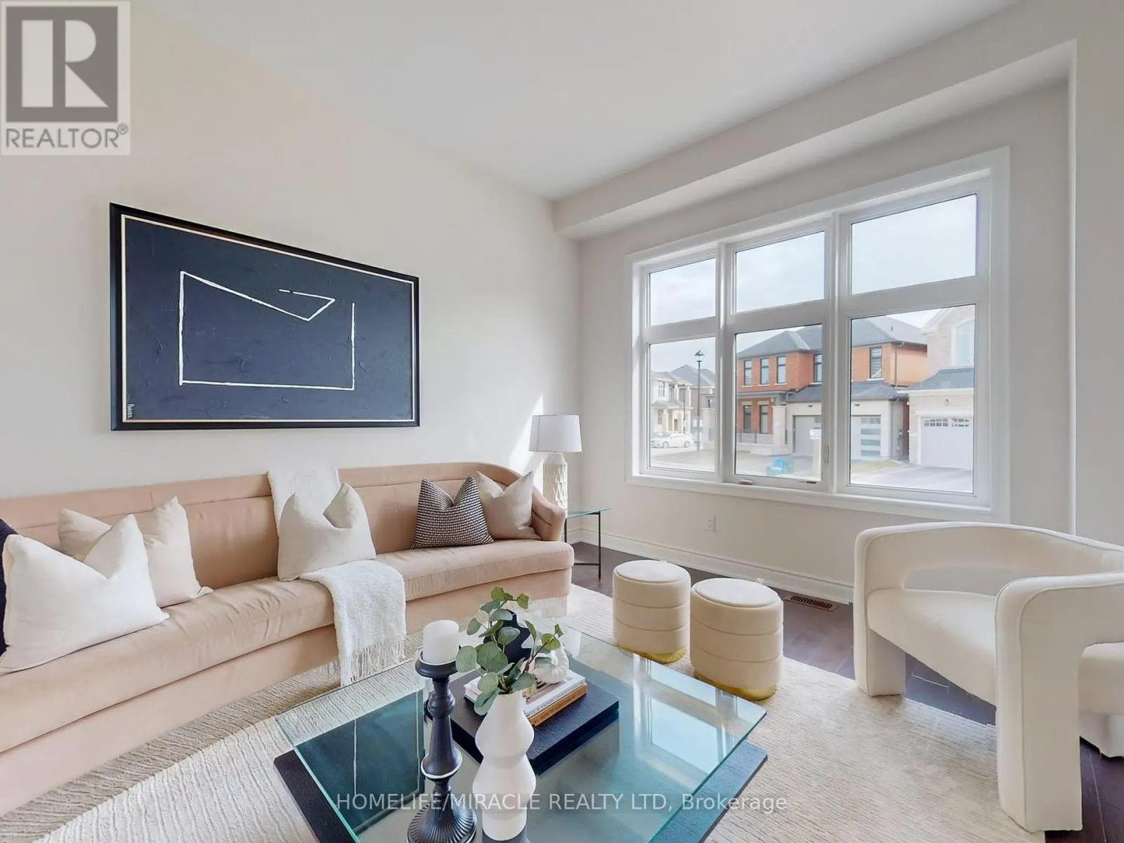 25 JOINER CIRCLE