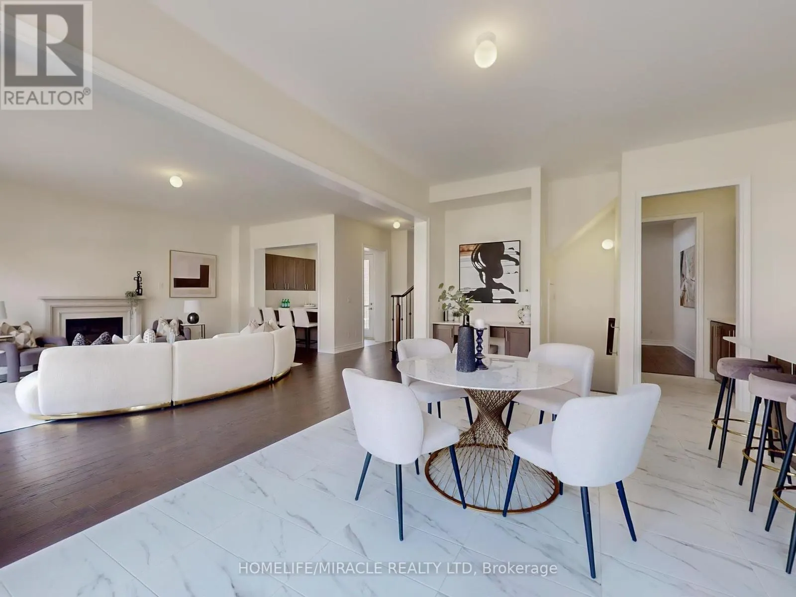 25 JOINER CIRCLE