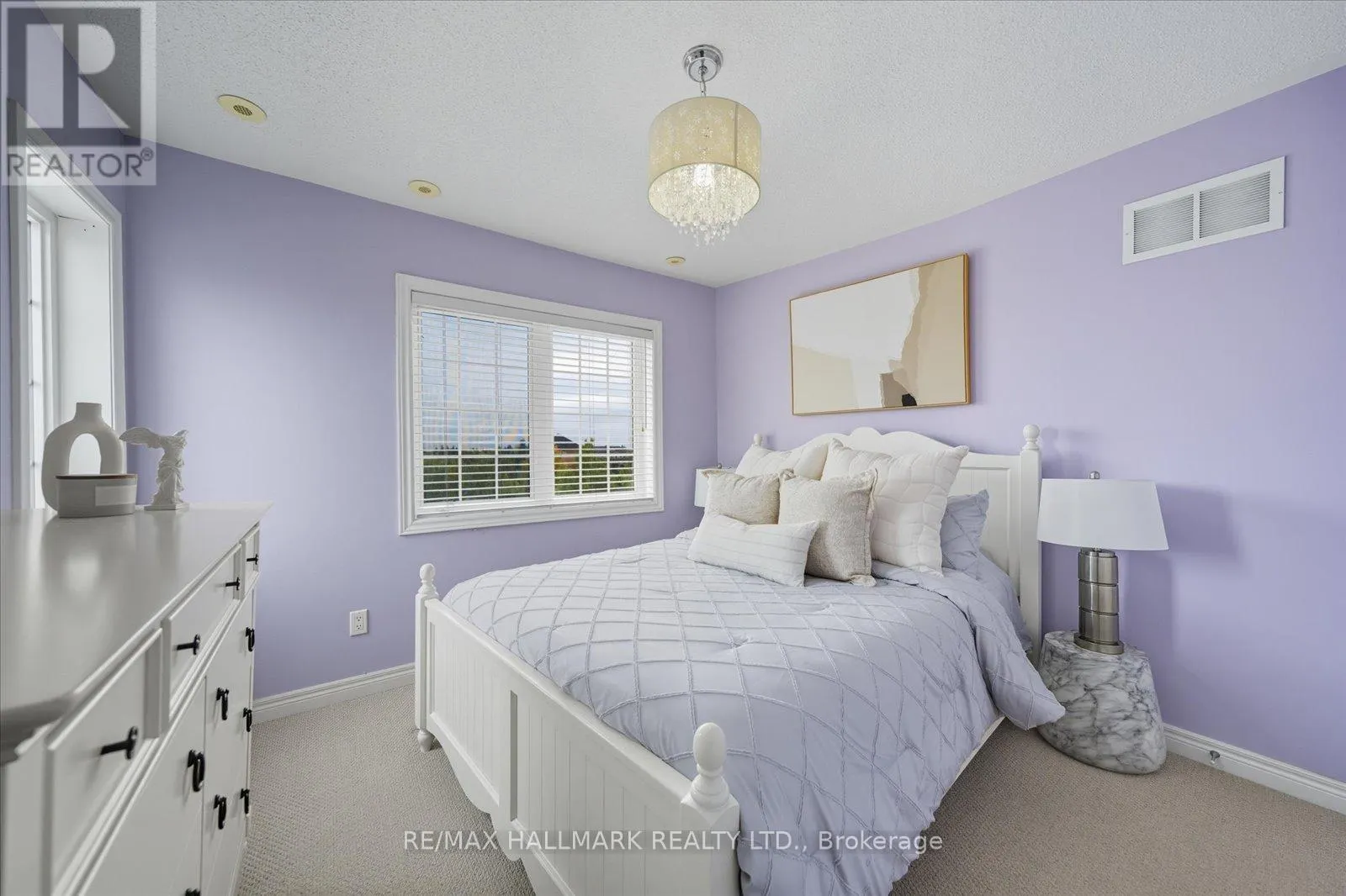 23 - 20 GREENSBOROUGH VILLAG CIRCLE