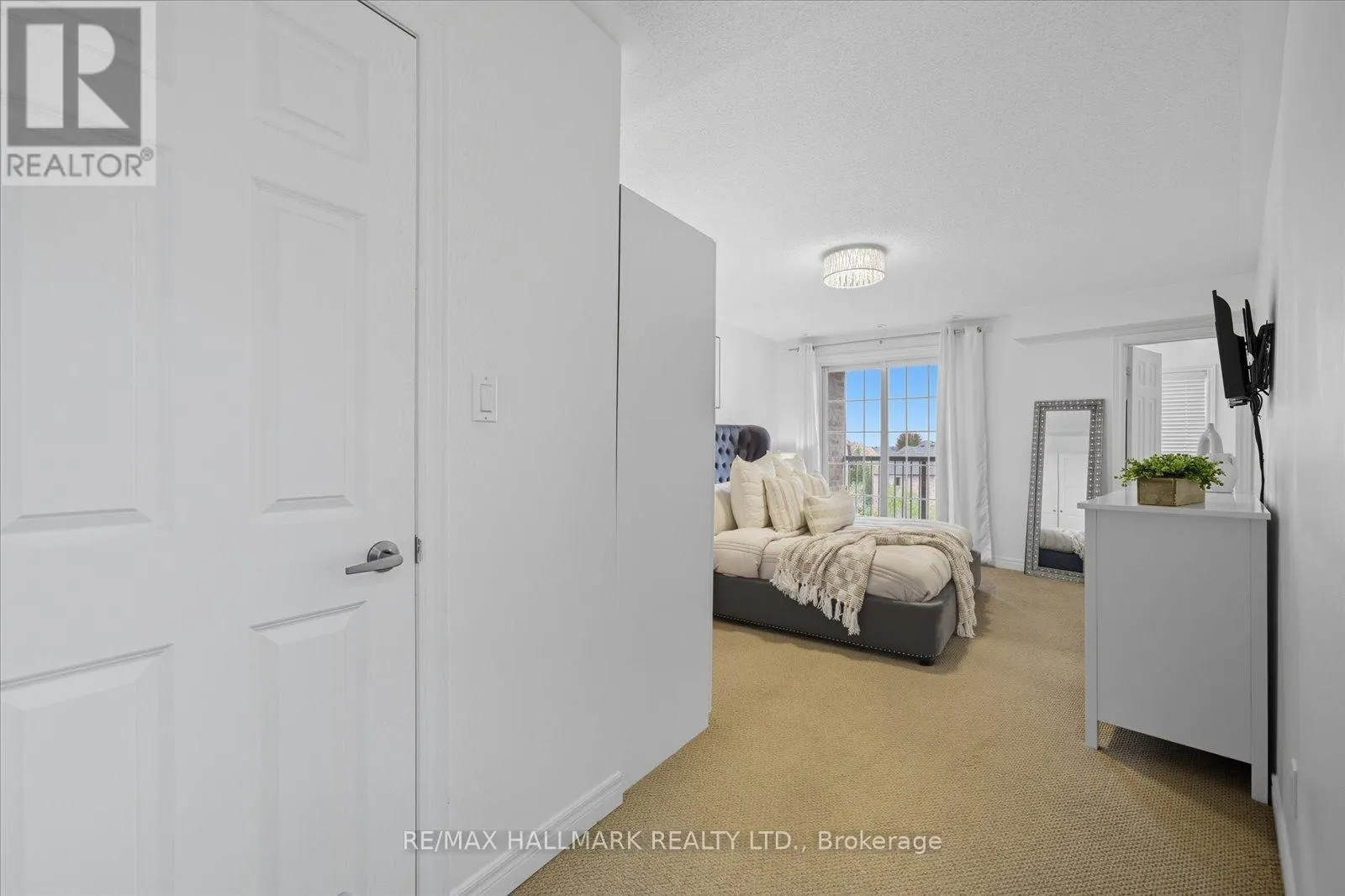 23 - 20 GREENSBOROUGH VILLAG CIRCLE