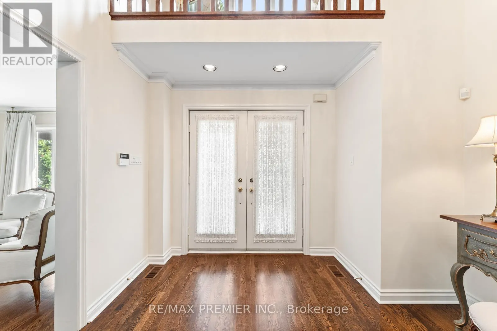82 JULES AVENUE