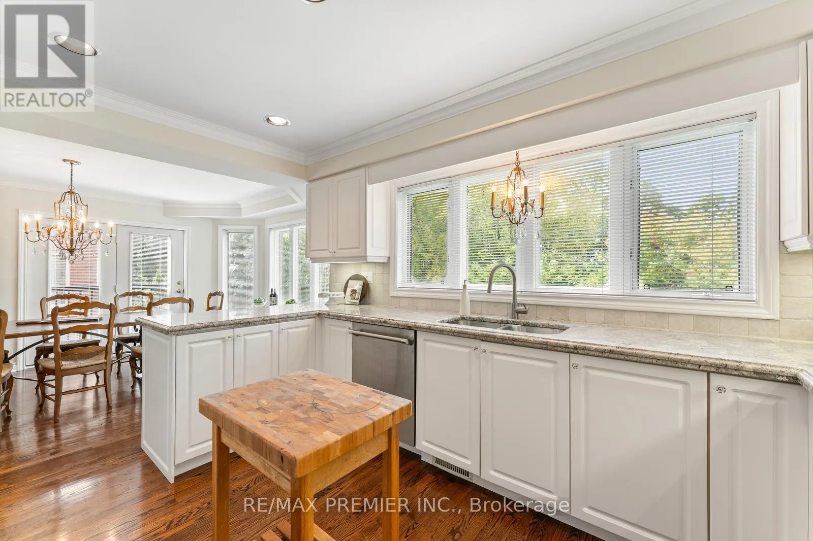 82 JULES AVENUE