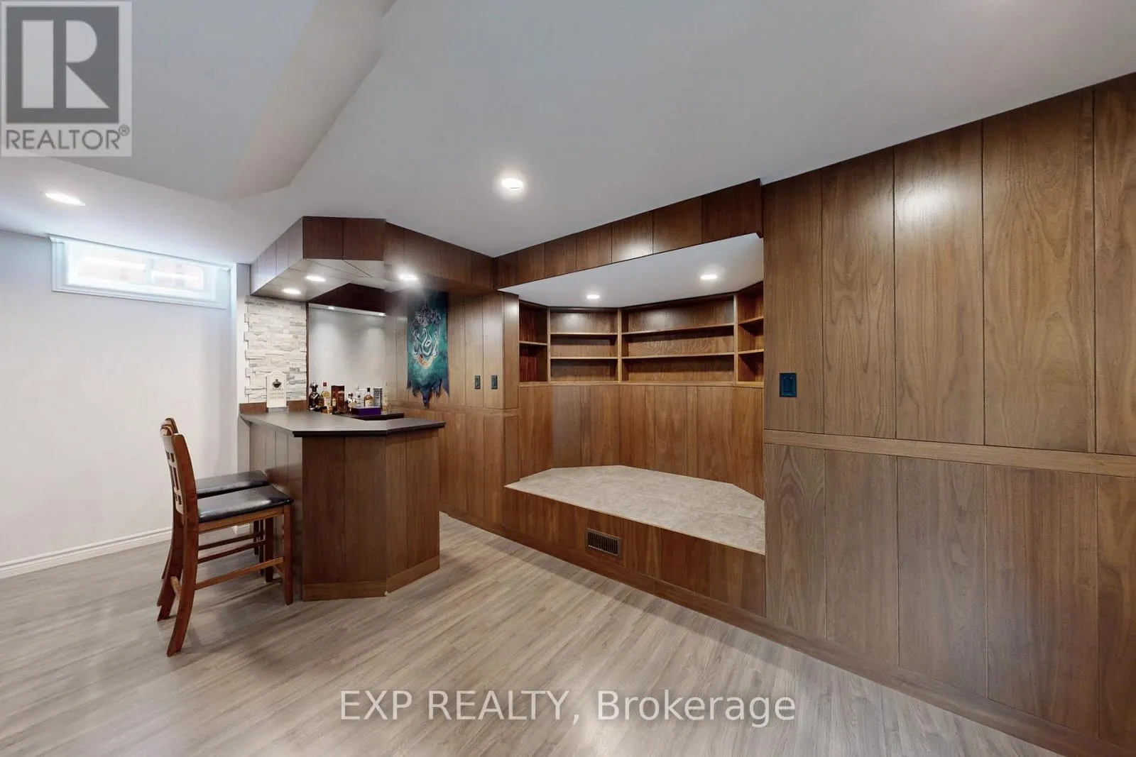 1511 CERESINO CRESCENT