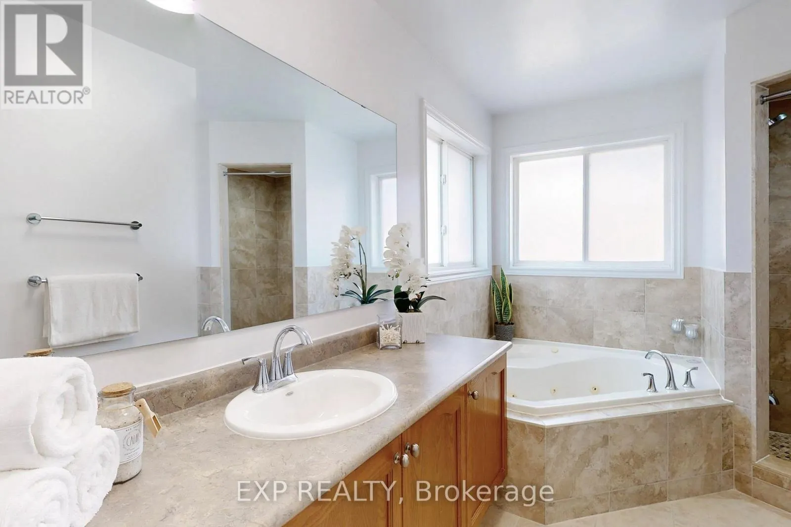 1511 CERESINO CRESCENT