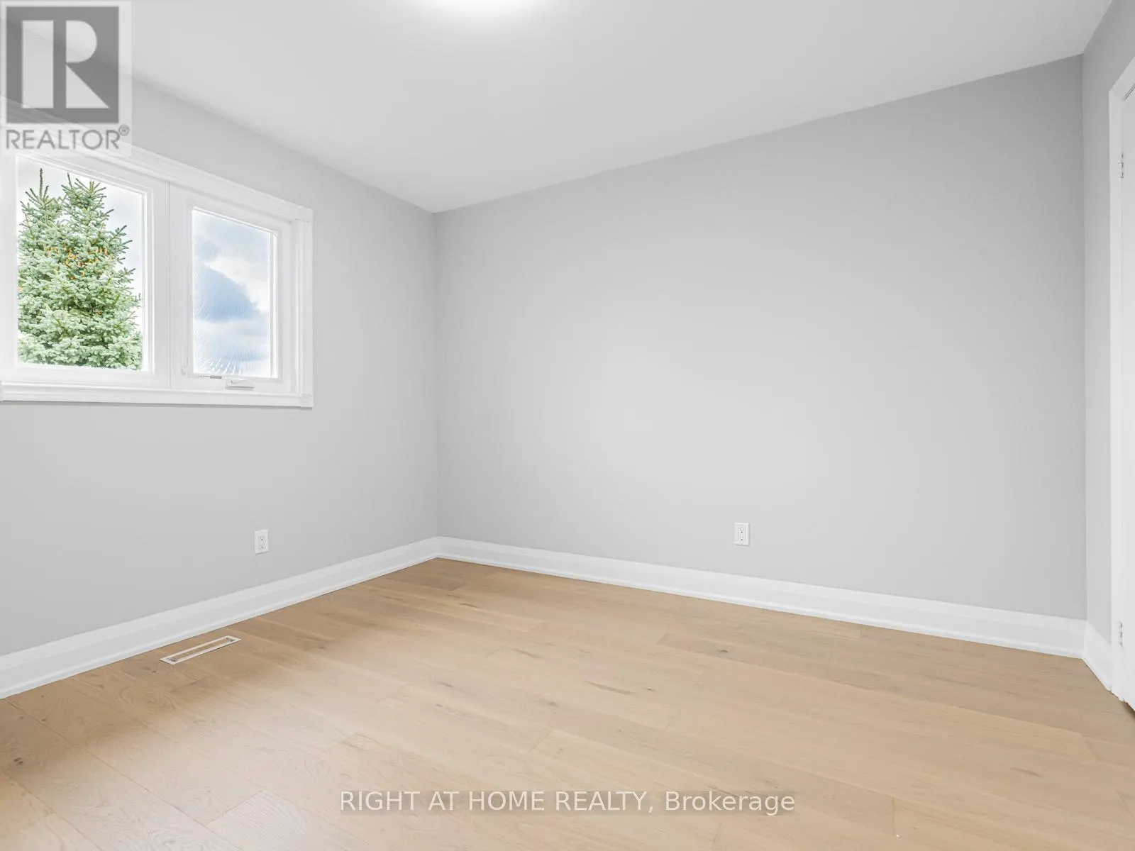 43 FARMSTEAD ROAD