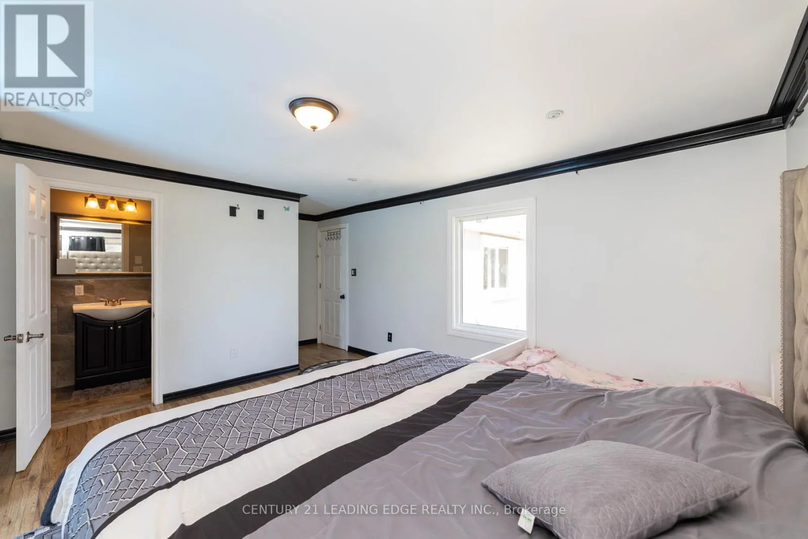 13286 DUFFERIN STREET