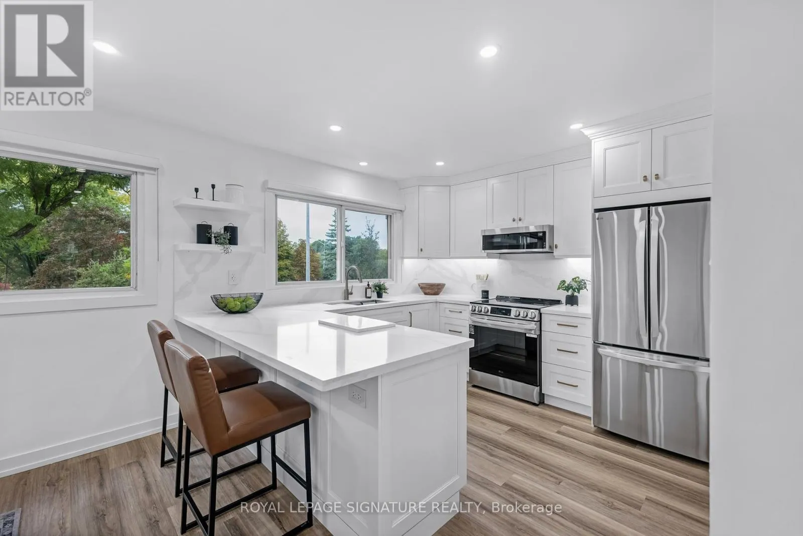 6 - 67 POPLAR CRESCENT