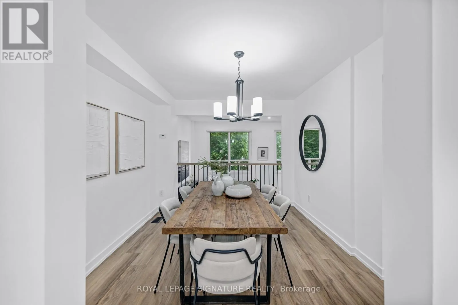 6 - 67 POPLAR CRESCENT