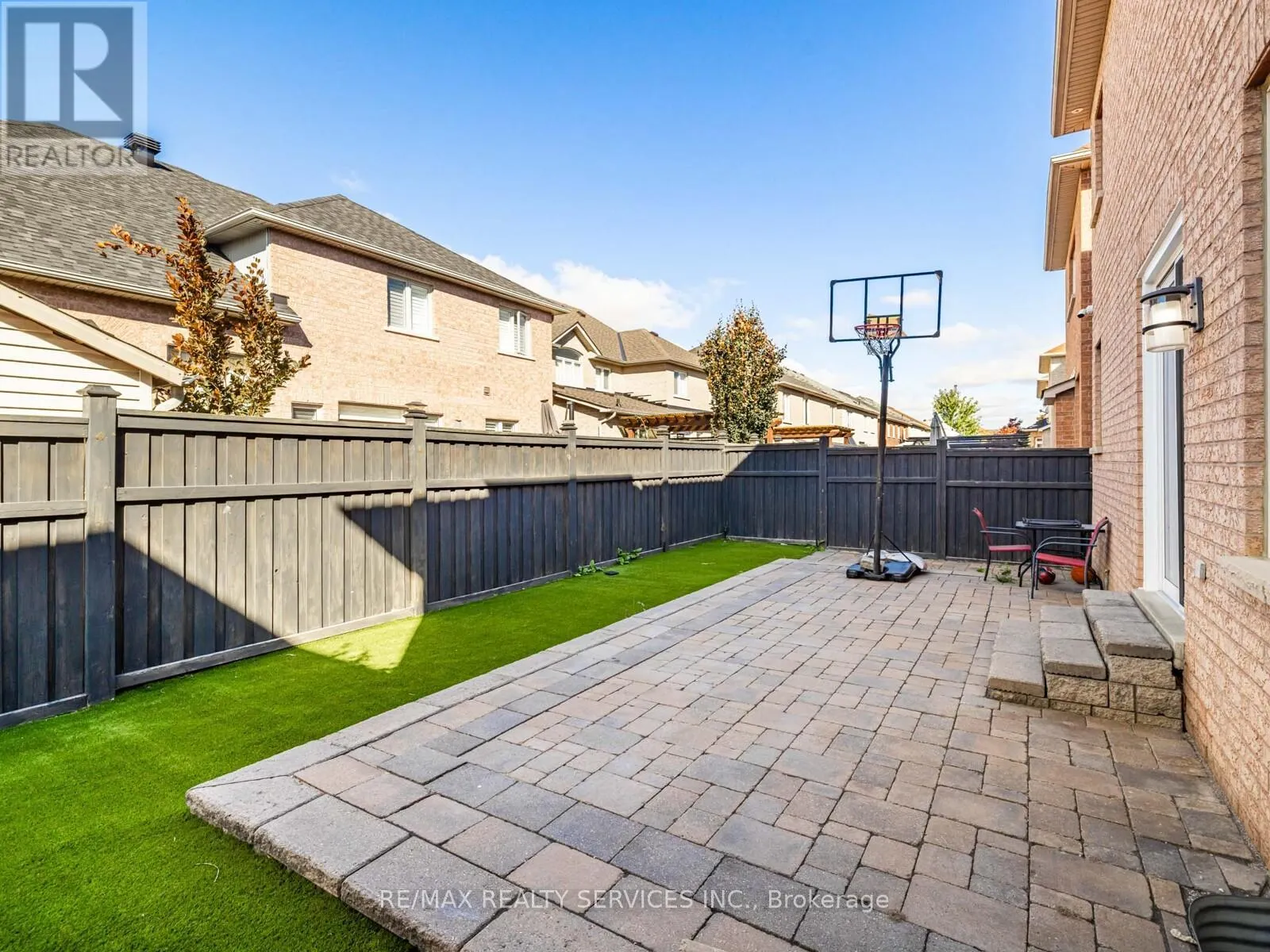 28 SIENA DRIVE