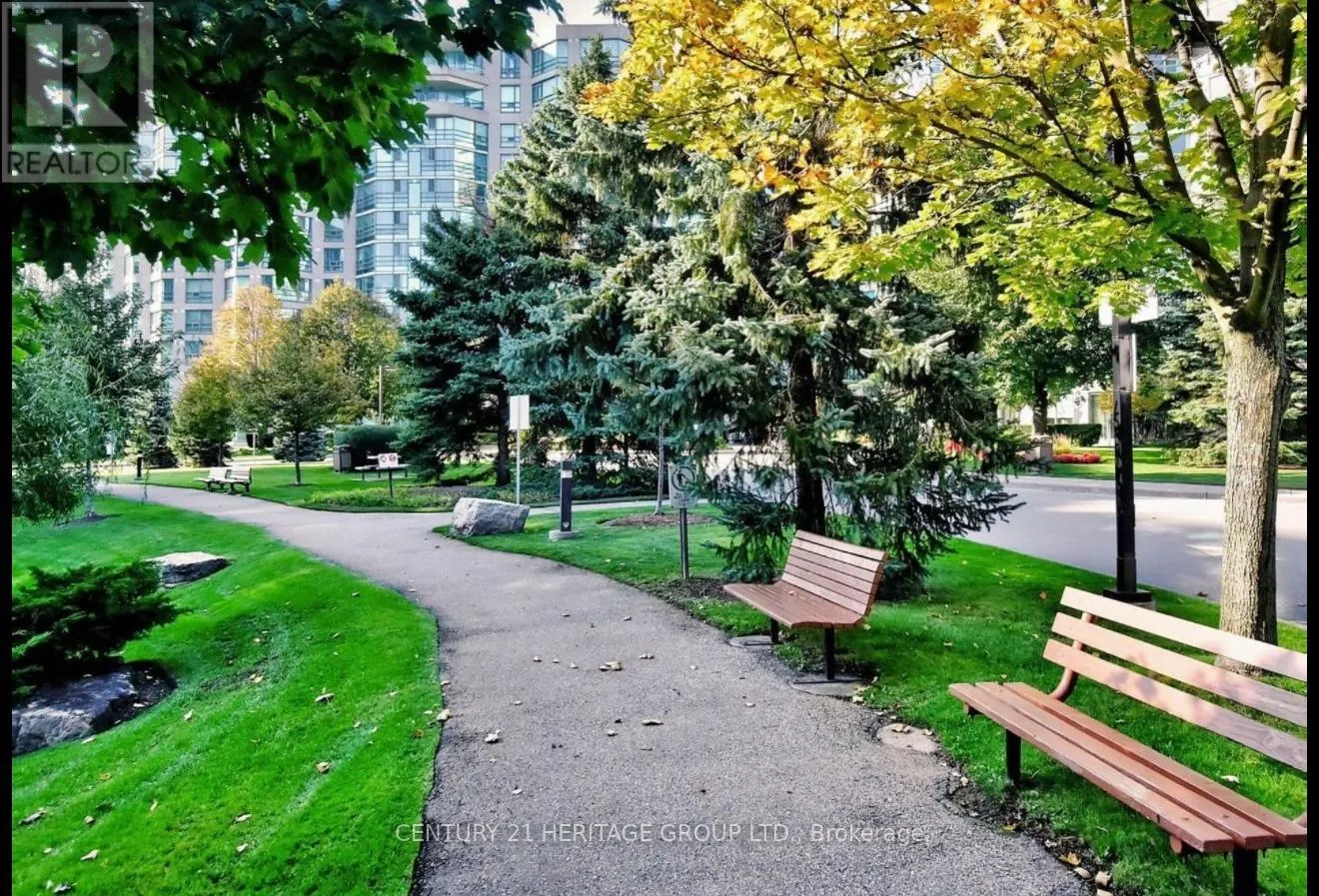 525 - 7805 BAYVIEW AVENUE