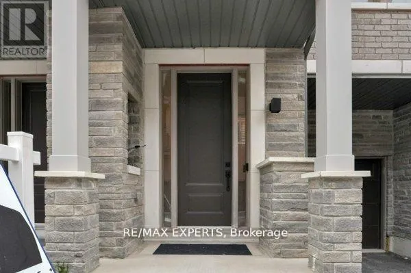 87 DE LA ROCHE DRIVE N