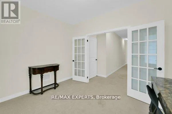 87 DE LA ROCHE DRIVE N