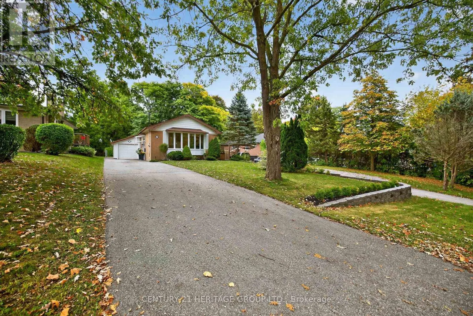49 BAYVIEW PARKWAY