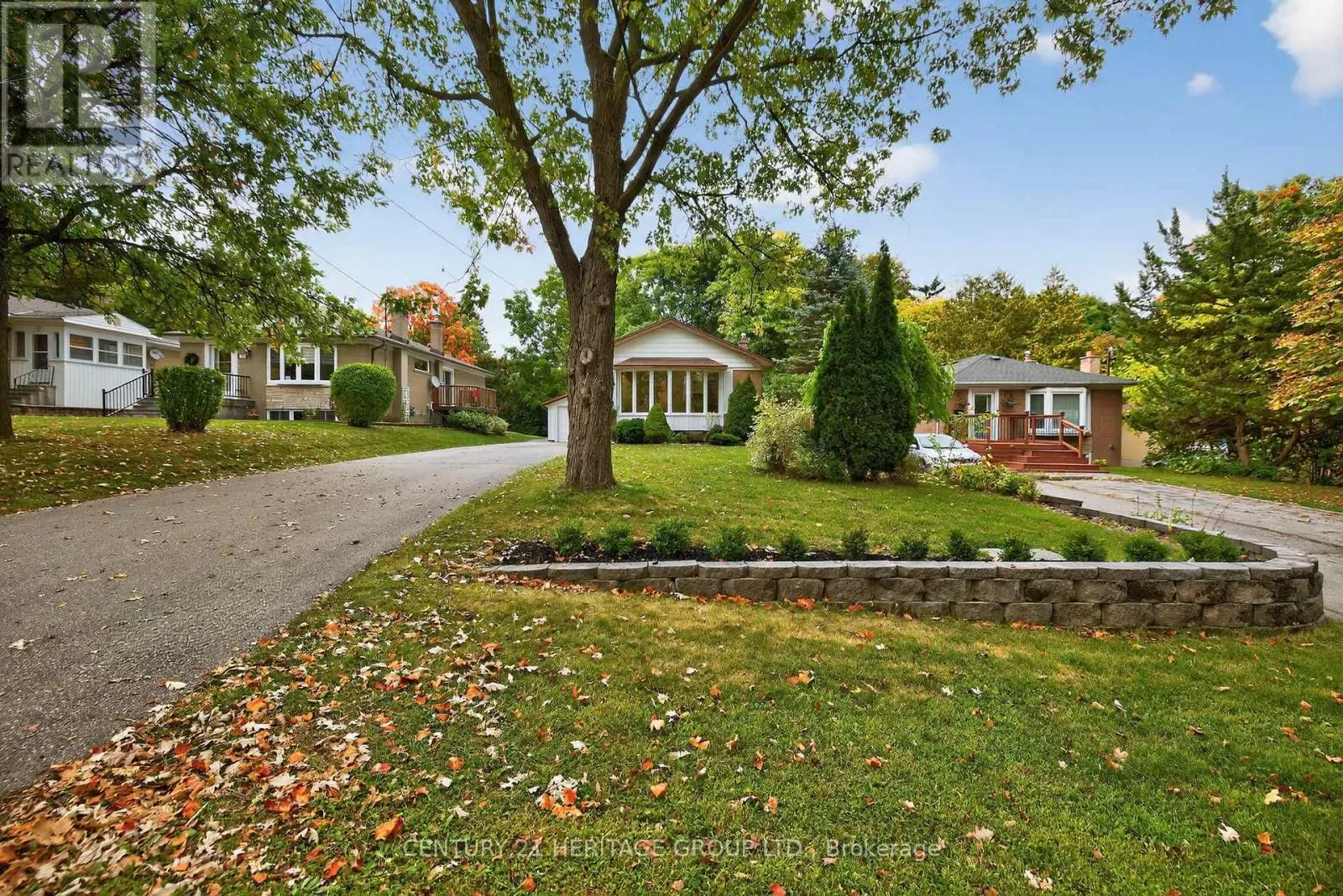 49 BAYVIEW PARKWAY