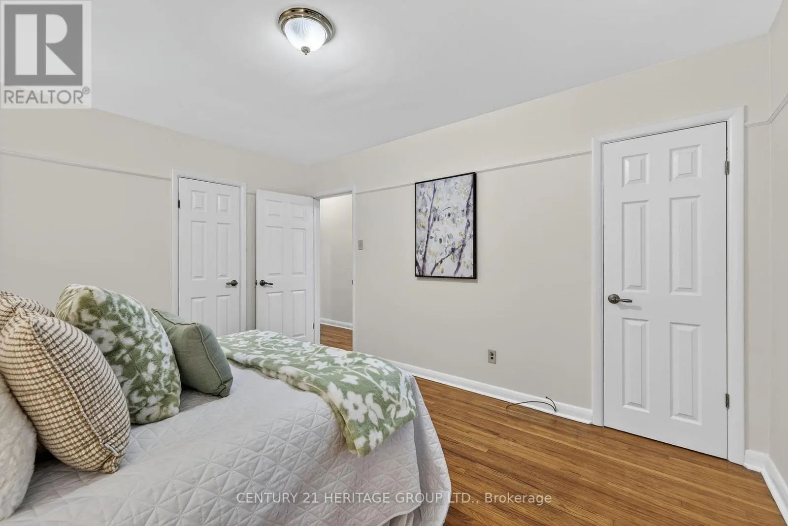 49 BAYVIEW PARKWAY