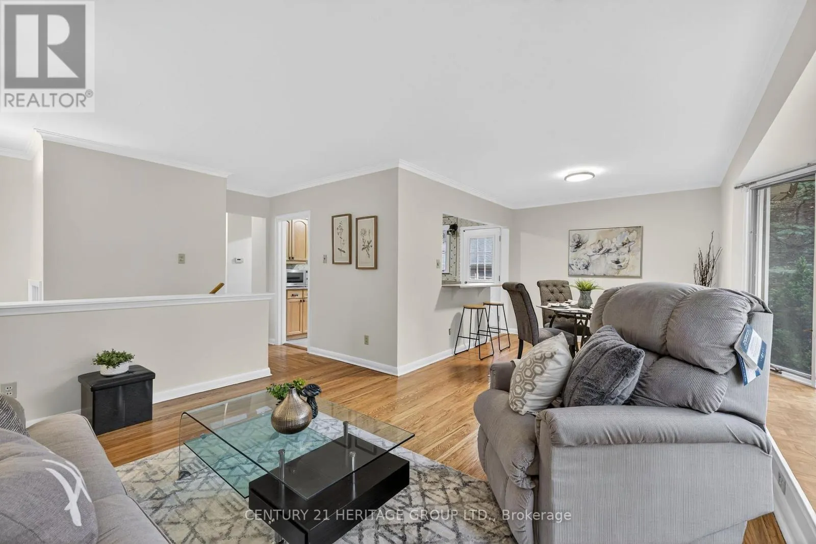 49 BAYVIEW PARKWAY