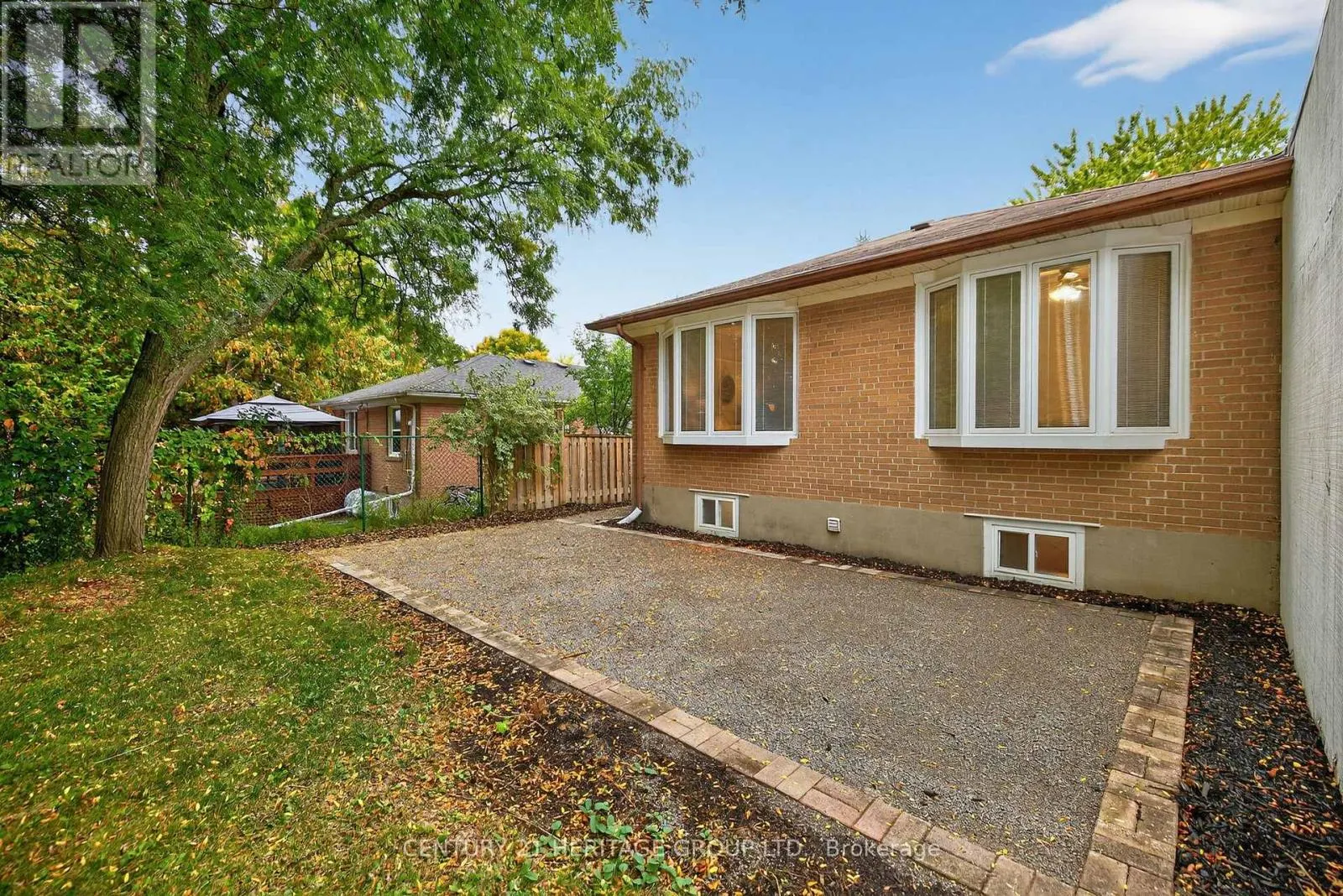 49 BAYVIEW PARKWAY