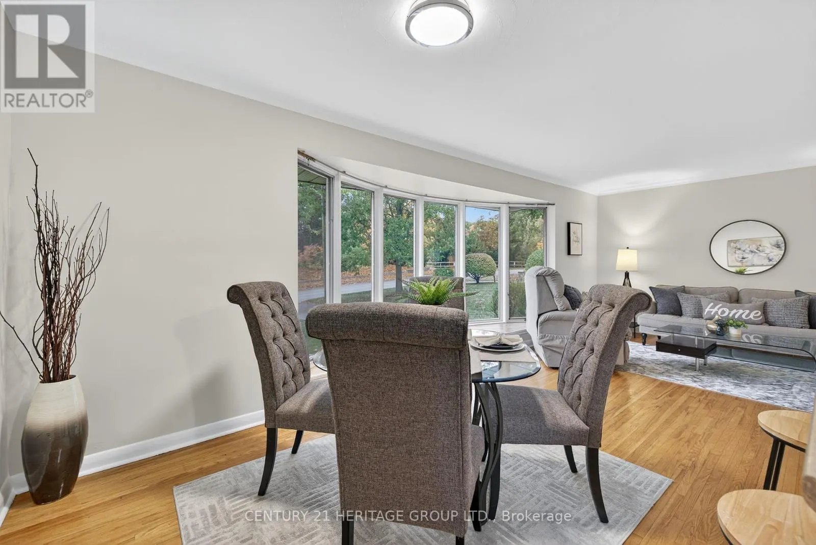 49 BAYVIEW PARKWAY