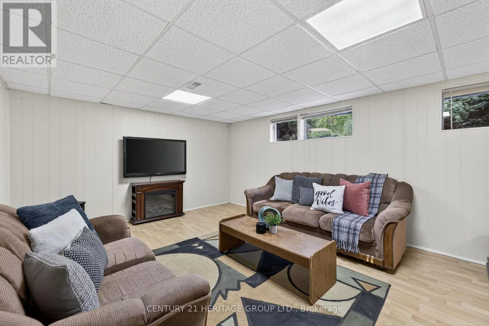 49 BAYVIEW PARKWAY