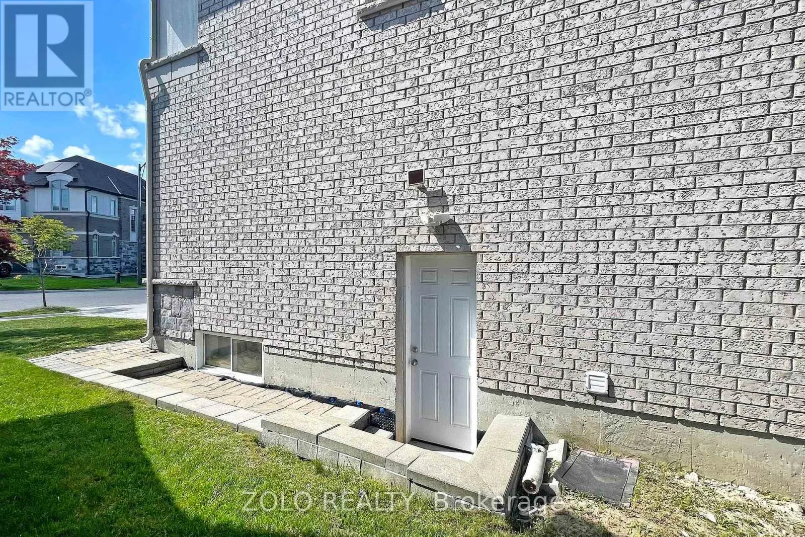 42 FOXBERRY ROAD