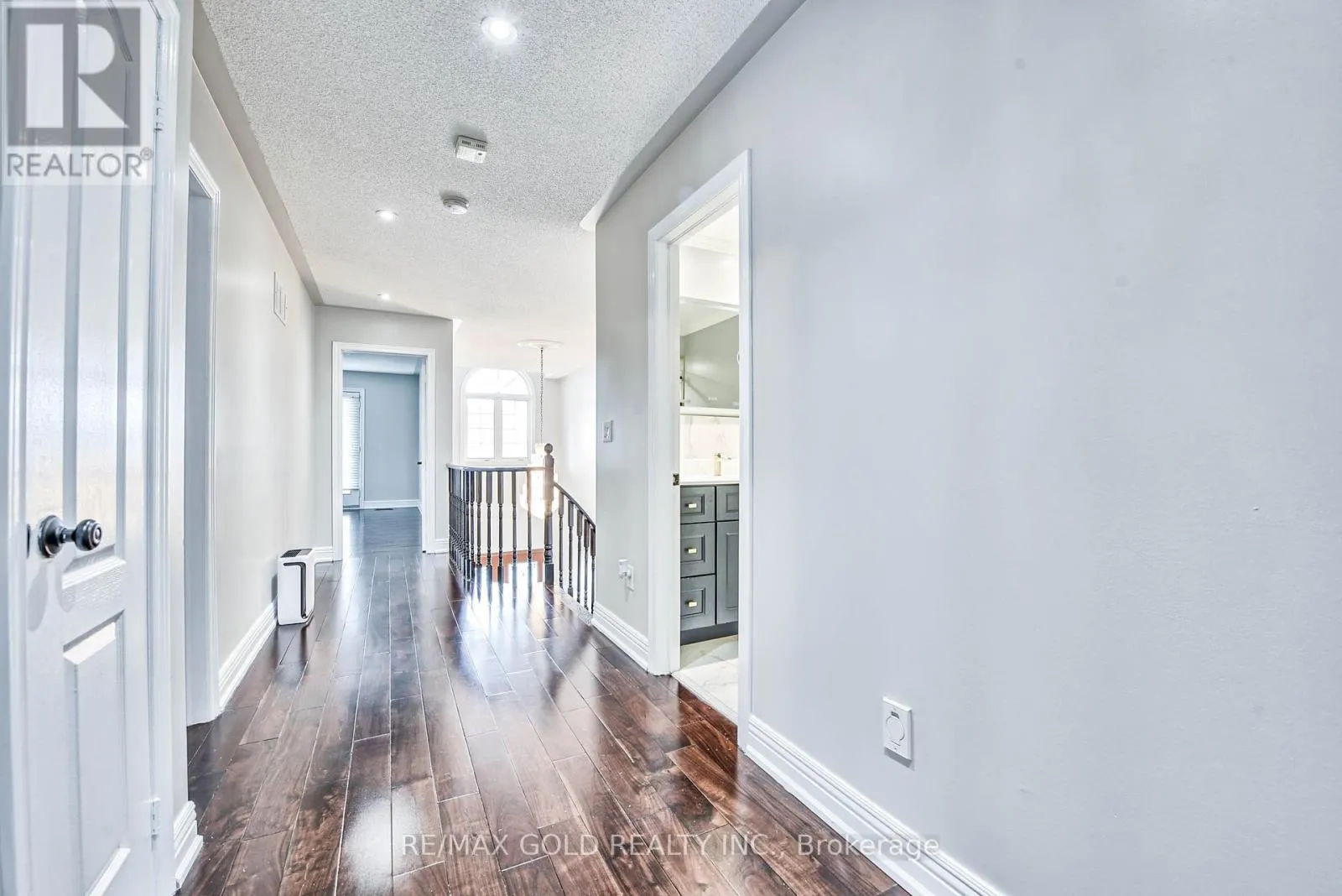 215 BACHMAN DRIVE