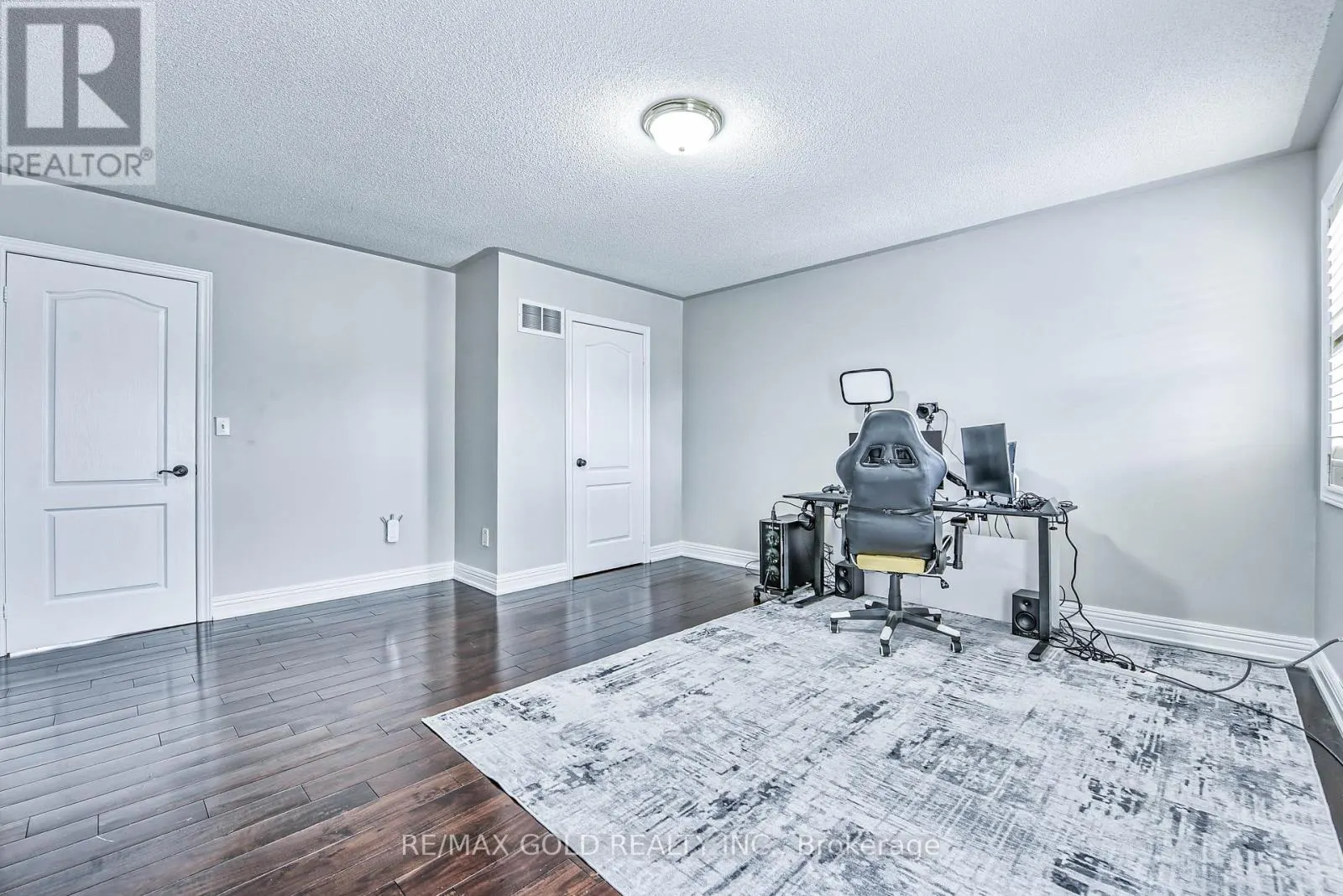 215 BACHMAN DRIVE
