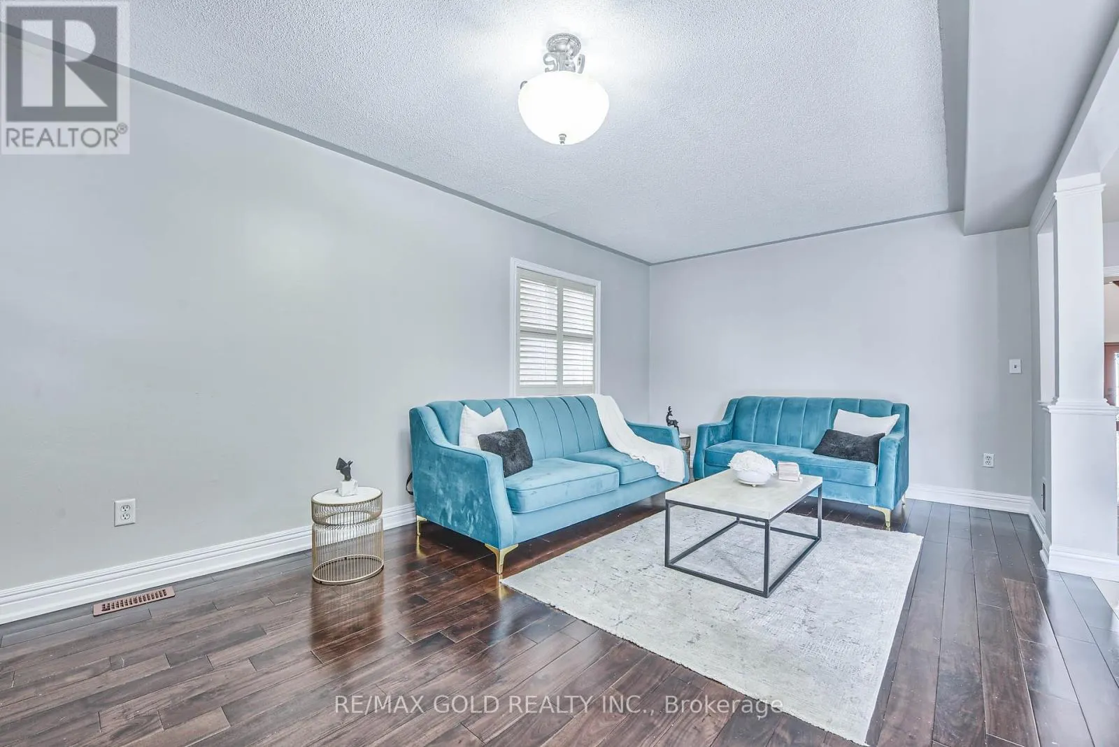 215 BACHMAN DRIVE