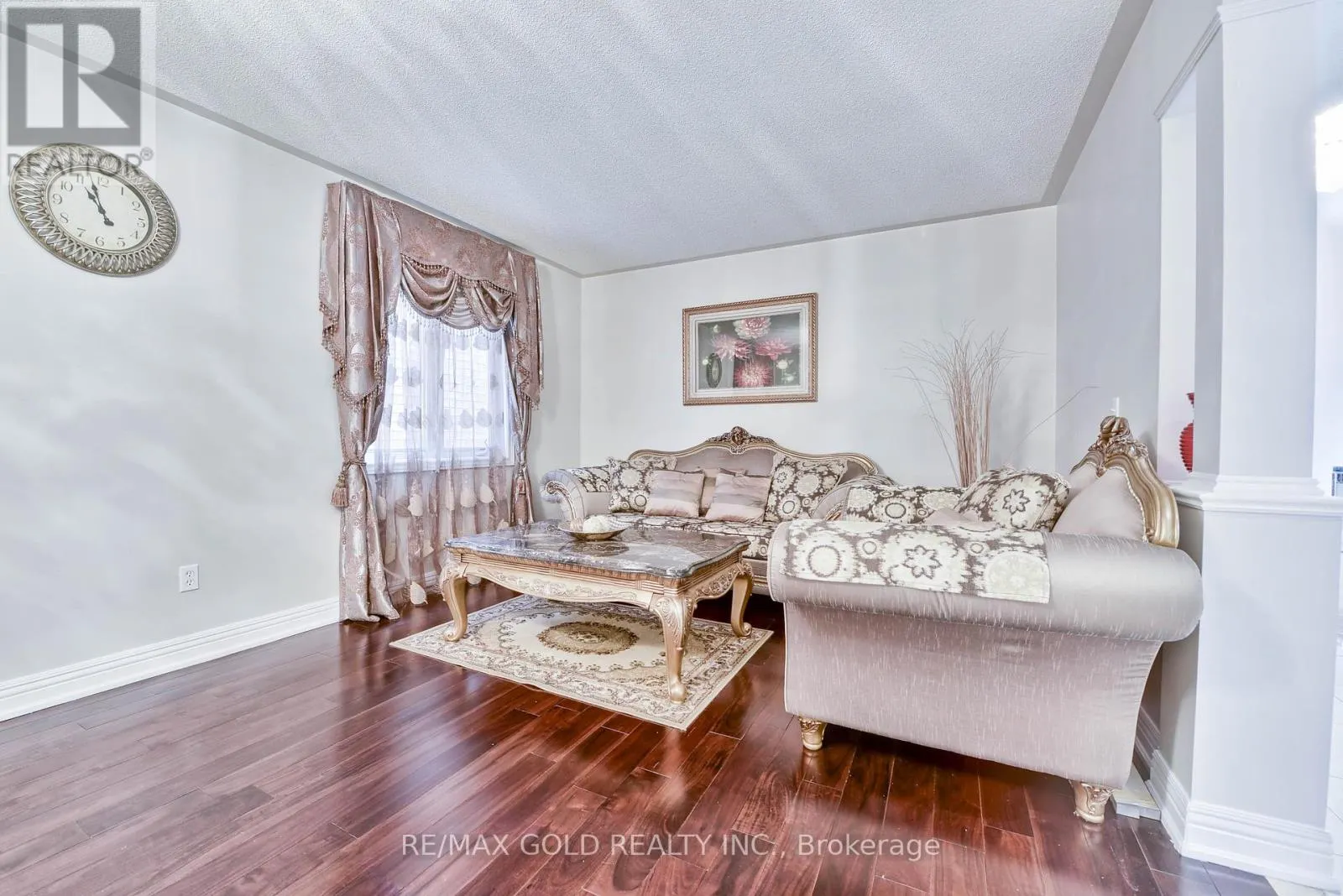 215 BACHMAN DRIVE