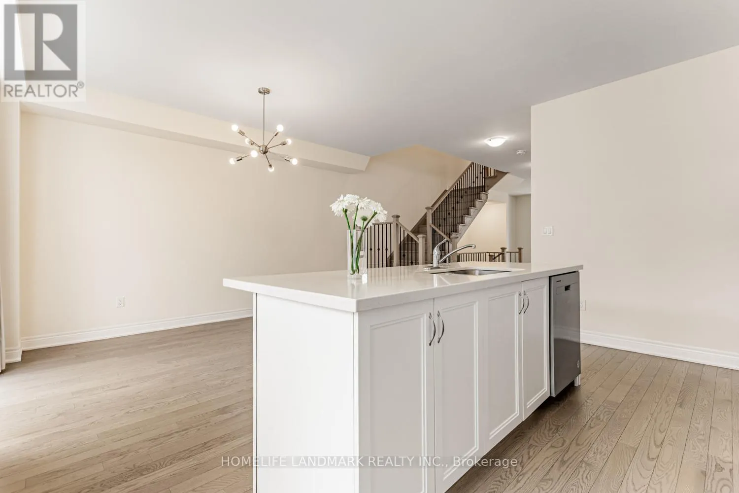 47 ANDRESS WAY