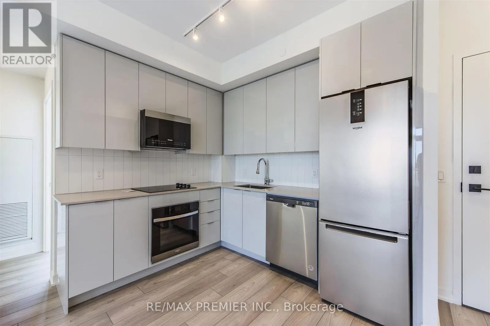 1009 - 474 CALDARI ROAD