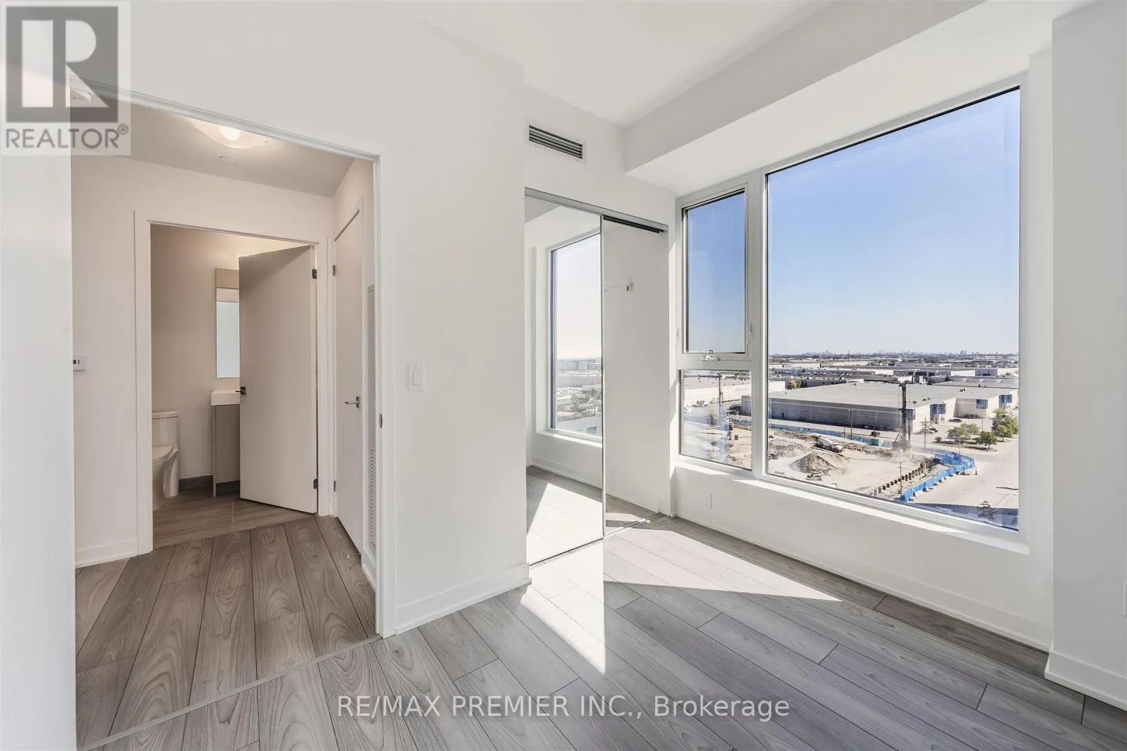 1009 - 474 CALDARI ROAD