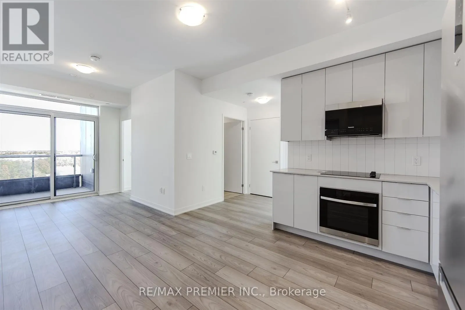 1009 - 474 CALDARI ROAD