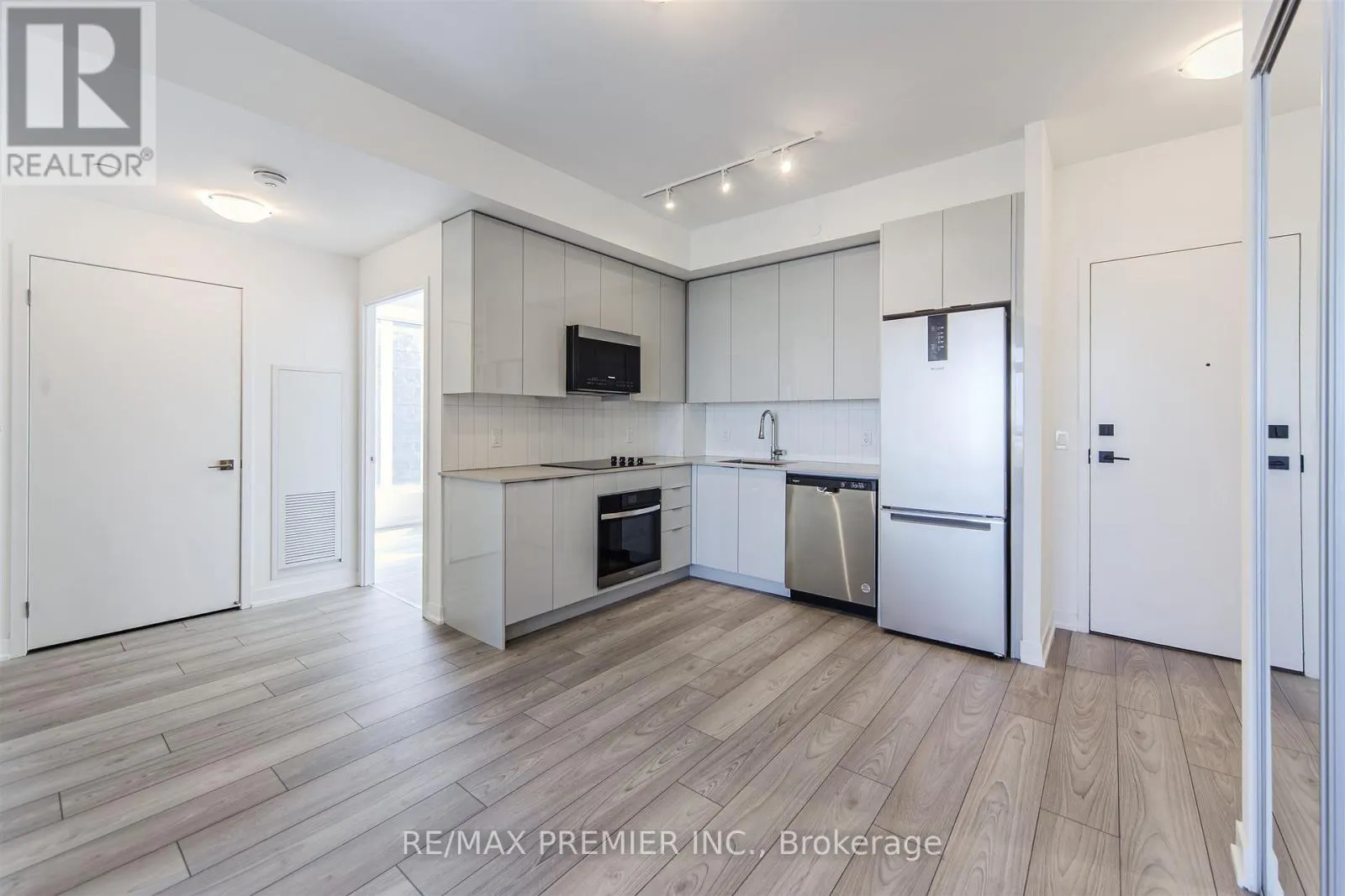 1009 - 474 CALDARI ROAD