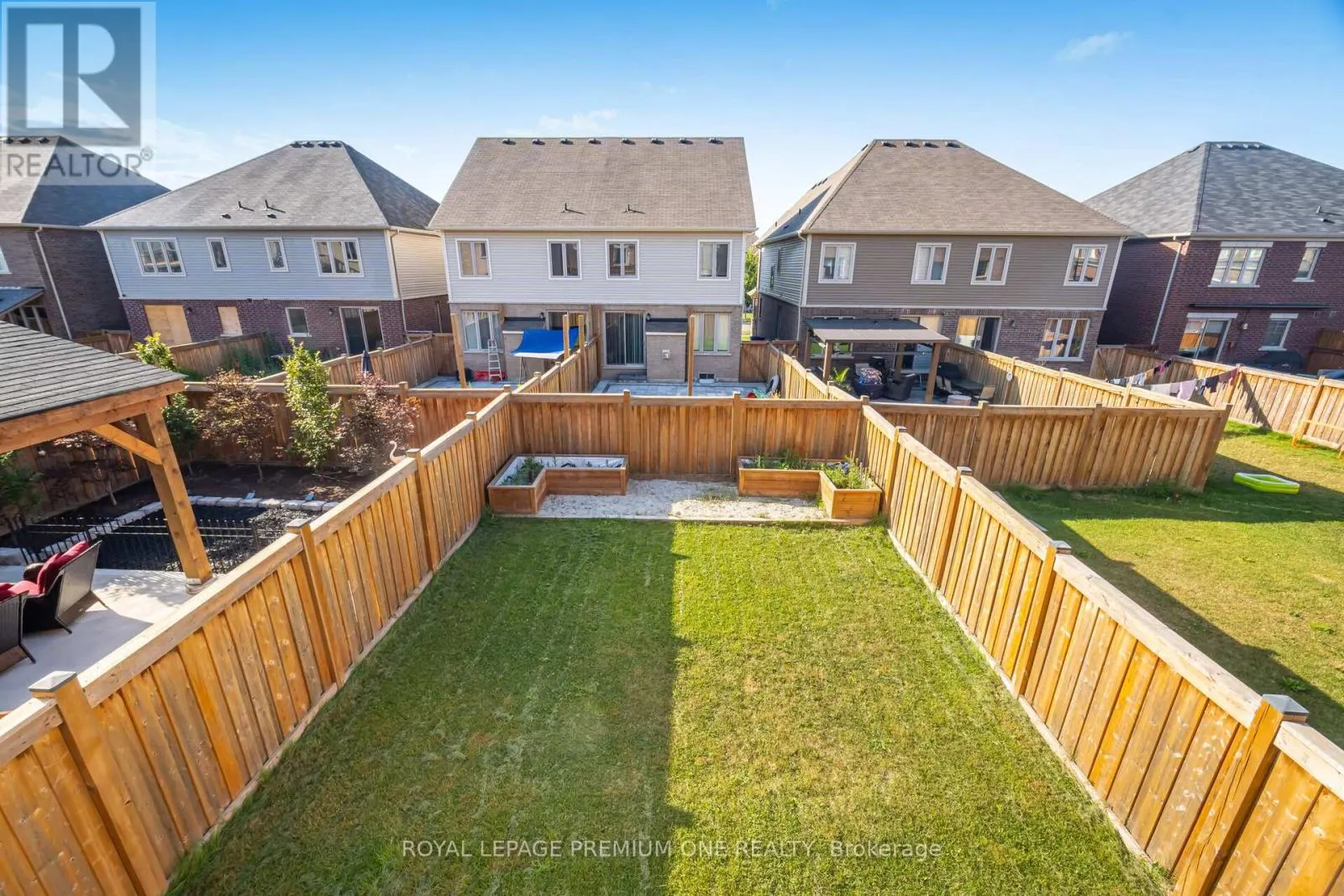 50 CASSERLEY CRESCENT